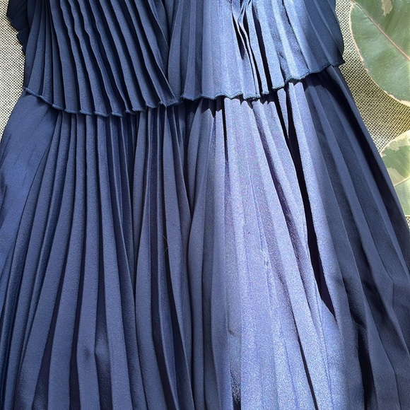 ⚓️ Vintage Navy Pleated Flowy Mini Dress, Circa 2007 , Size: S - Picture 16 of 17